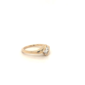 14KY Princess Cut Diamond Ring