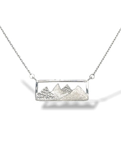 SS Small Hammered Rectangle Mtn Necklace