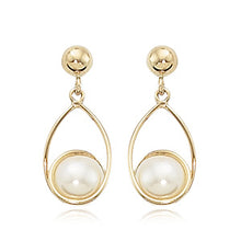 Freshwater Pearl &  Gold basket Earrings