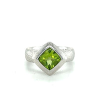 Sterling Silver Peridot Ring w/ Hammered Finish