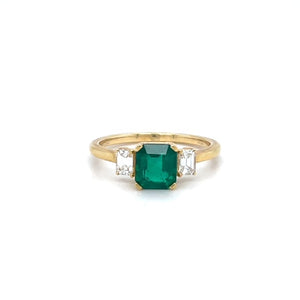 Emerald & Diamond Ring in Yellow Gold